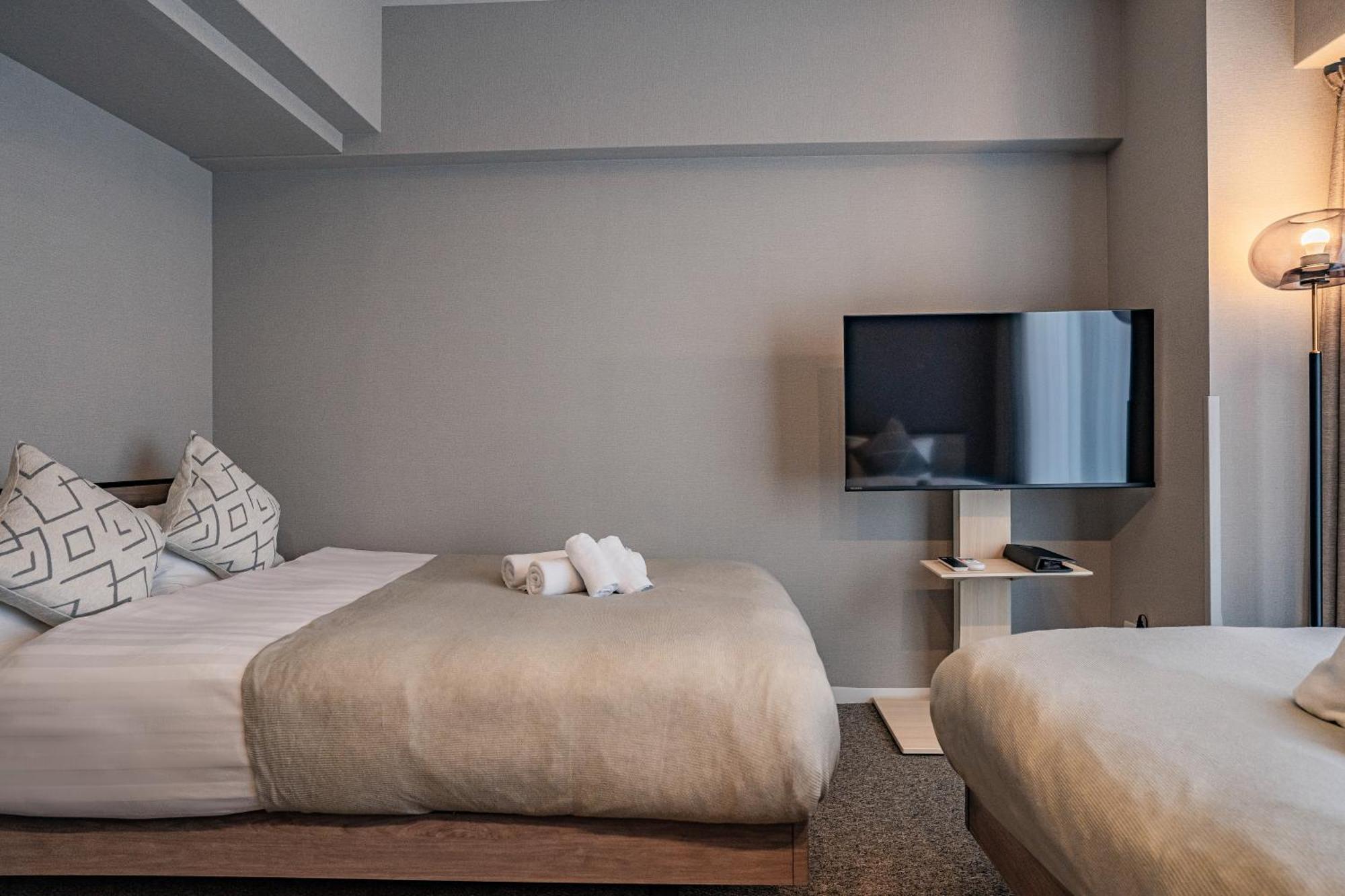 Apartment Hotel 11 Umeda Kamiyama Осака Екстер'єр фото