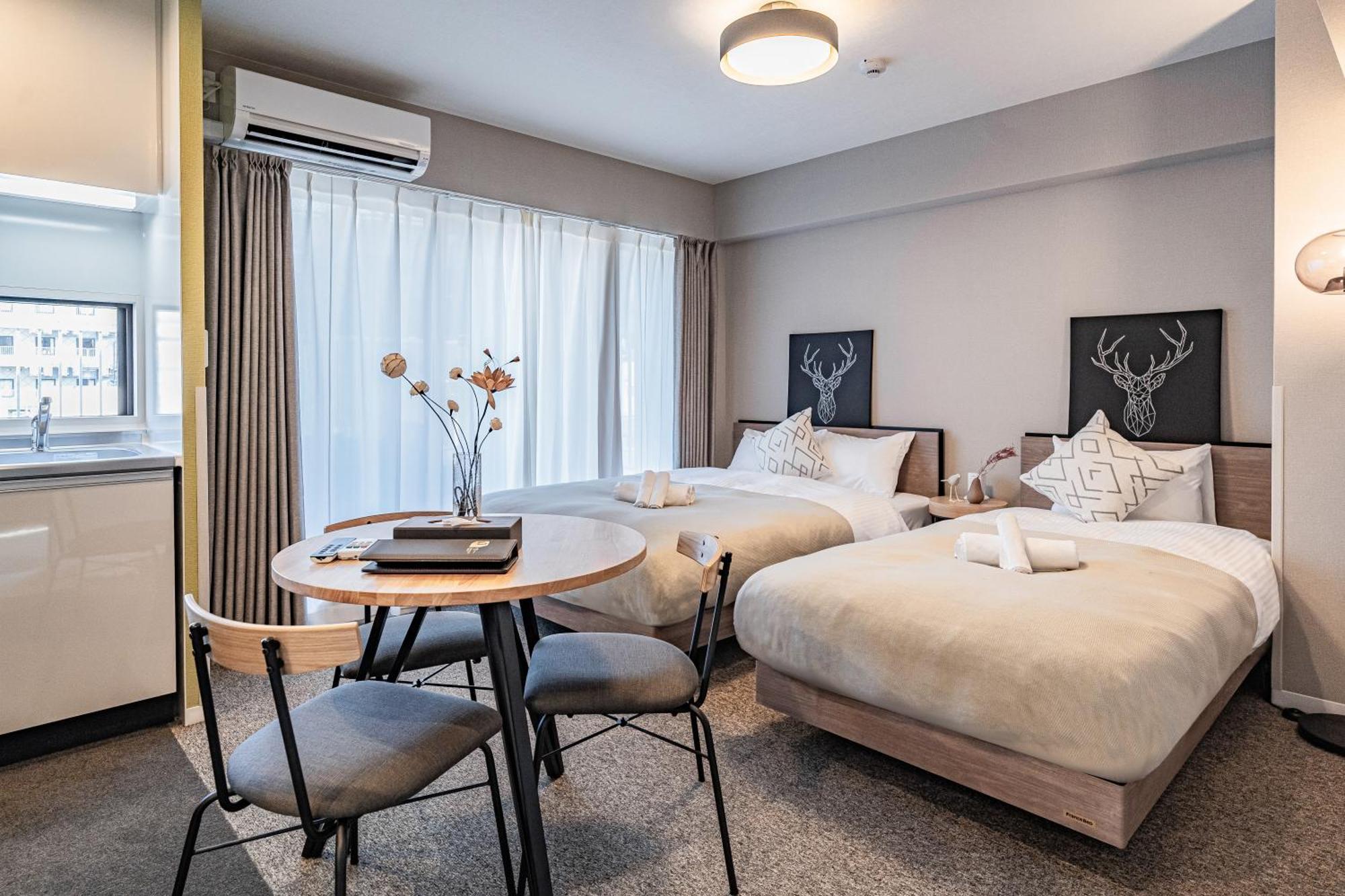 Apartment Hotel 11 Umeda Kamiyama Осака Екстер'єр фото