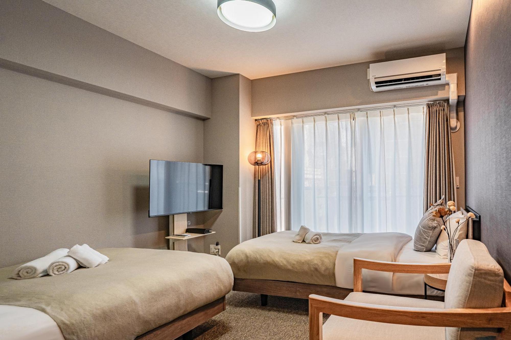 Apartment Hotel 11 Umeda Kamiyama Осака Екстер'єр фото