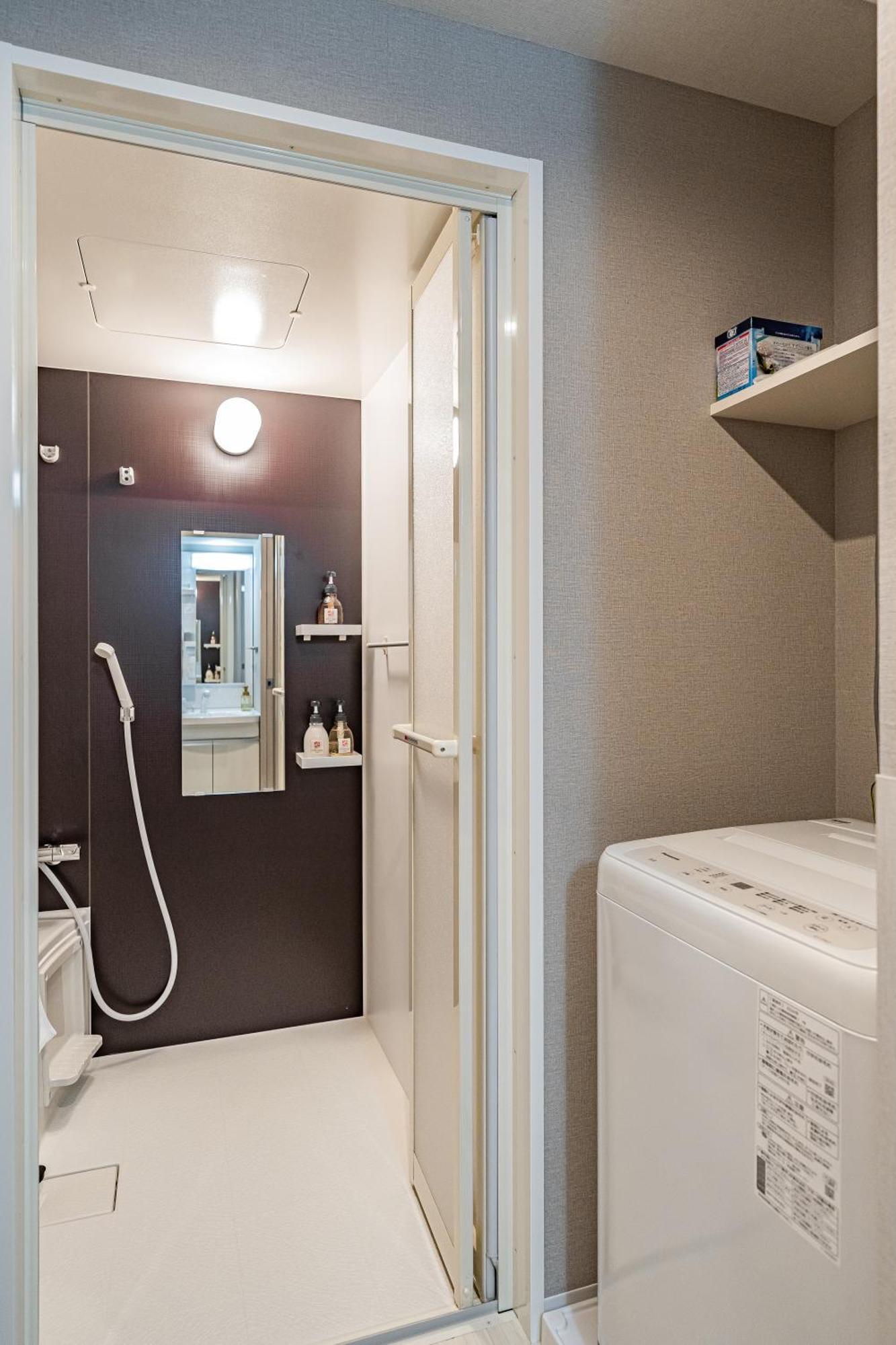 Apartment Hotel 11 Umeda Kamiyama Осака Екстер'єр фото